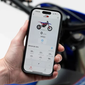 rfn warrrior app amoto ist auf einem handy zu sehen